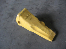 ブルドーザー猫R450の建設機械部品リッパー歯9W2452HD